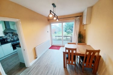 2 bed house, Field View, Clifton, York, YO306ES - Image 5