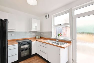 2 bed house, Rawdon Avenue, Layerthorpe, York, YO103ST - Image 5