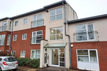 2 bed flat, Thief Lane, Layerthorpe, York, YO103LX - Image 2