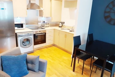 2 bed flat, Olympian Court, Layerthorpe, York, YO103UF - Image 6