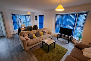 6 bed house, Brownlow Street, The Groves, York, YO318LW - Image 1