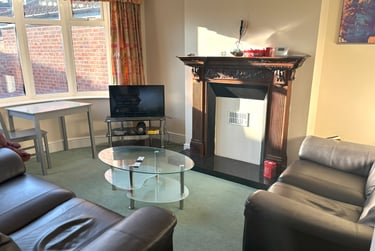 5 bed house, Hyrst grove, Heworth, York, YO317TD - Image 1