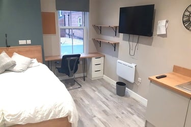 1 bed studio, Fulford Road, Grange Garth, York, YO104DX - Image 2