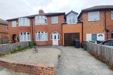 6 bed house, Maple Grove, Grange Garth, York, YO104EH - Image 2