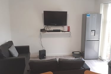 2 bed house, Thief Lane, Layerthorpe, York, YO103HU - Image 1