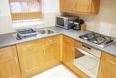 2 bed house, Bishopfields Drive, Central, York, YO264WN - Image 6