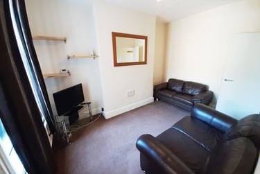 3 bed house, Eldon Terrace, The Groves, York, YO318NQ - Image 1
