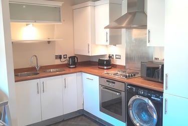 2 bed flat, Olympian Court, Layerthorpe, York, YO103UN - Image 10