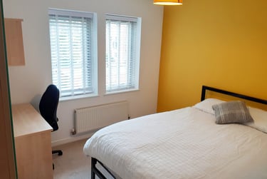 2 bed flat, Olympian Court, Layerthorpe, York, YO103UF - Image 8