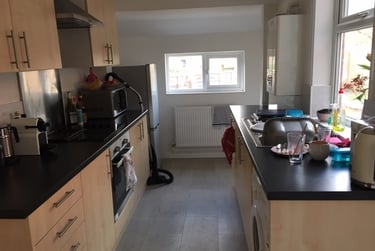 3 bed house, Abington Avenue, Near university, Northampton, NN14BE - Image 2