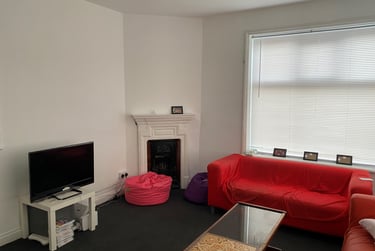 5 bed house, Victoria Gardens, City centre, Northampton, NN13LF - Image 4