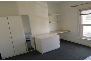 3 bed house, Alcombe Road, Near university, Northampton, NN13LF - Image 6