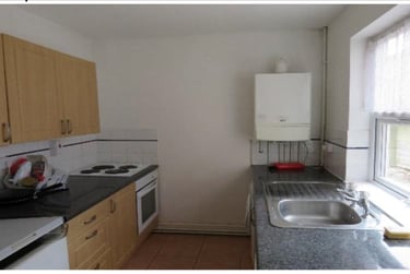 3 bed house, Austin street, Near university, Northampton, NN13EY - Image 2