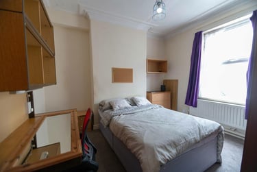 5 bed house, Charlton Street, Grange Garth, York, YO231JN - Image 3