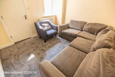 9 bed house, Eastfield Crescent, Hull Road, York, YO105JB - Image 3