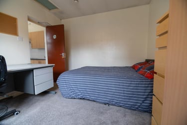 5 bed house, Charlton Street, Grange Garth, York, YO231JN - Image 7