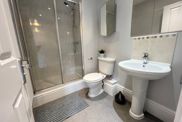 5 bed house, Clickers Drive, Sixfields, Northampton, NN54ED - Image 9