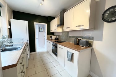 4 bed house, Lea Road, Abington, Northampton, NN14PE - Image 4