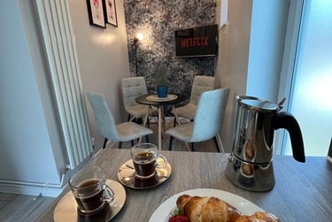 5 bed house, Towcester Road, Far cotton, Northampton, NN48LR - Image 2