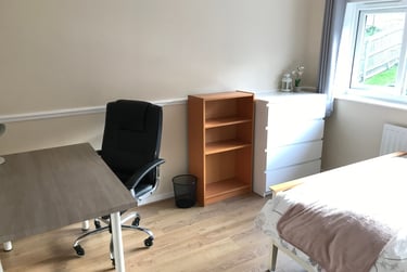 4 bed house, Tenterden Drive, Hales Place, Canterbury, CT27BJ - Image 10