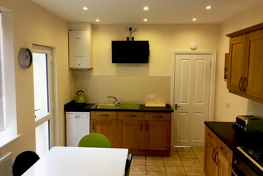 5 bed house, Euston Road, Far cotton, Northampton, NN48DT - Image 1