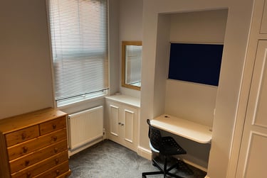 6 bed house, Kingsthorpe Grove, Kingsthorpe, Northampton, NN26NS - Image 5