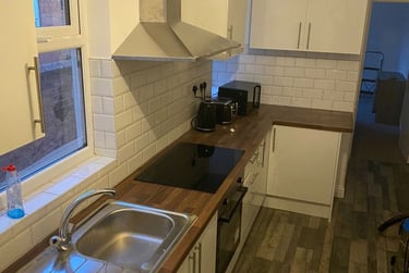 5 bed house, Charles street, The mounts, Northampton, NN13BG - Image 4