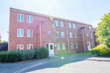 2 bed flat, Darwin Close, Huntington, York, YO319PE - Image 3
