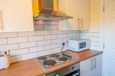 2 bed flat, Darwin Close, Huntington, York, YO319PE - Image 11