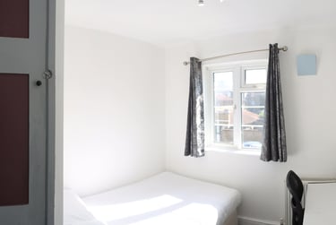 4 bed house, Galsworthy Avenue, Limehouse, London, E147RA - Image 6