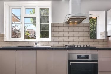 4 bed house, Galsworthy Avenue, Limehouse, London, E147RA - Image 2