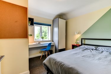 6 bed house, Auckland Drive, Bevendean, Brighton, BN24JD - Image 3