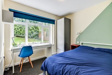 6 bed house, Auckland Drive, Bevendean, Brighton, BN24JD - Image 1