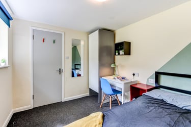 6 bed house, Auckland Drive, Bevendean, Brighton, BN24JD - Image 11