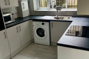 4 bed house, Rhyddings Terrace, Brynmill, Swansea, SA20DR - Image 2