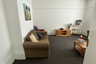 6 bed house, Cumberland Avenue, Toxteth, Liverpool, L172AG - Image 2