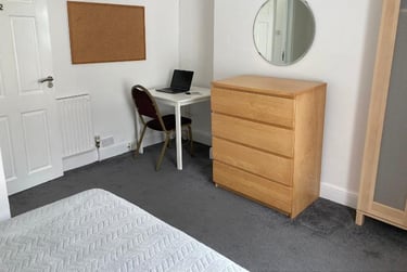 4 bed house, Wellington Street, Mutley, Plymouth, PL48NB - Image 4