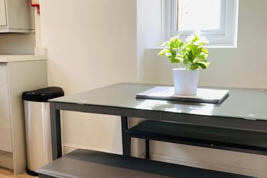 5 bed house, Alexandra Road, Mutley, Plymouth, PL47JT - Image 2