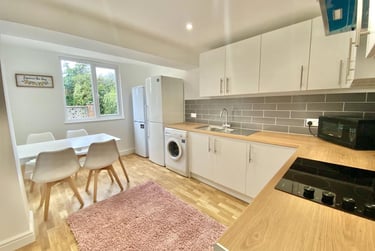 5 bed house, Dudley Close, Dines green, Worcester, WR25RY - Image 1