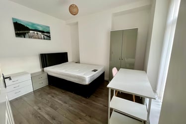 2 bed house, Oxford Street, City centre, Swansea, SA13JN - Image 7