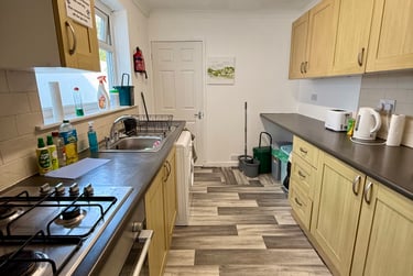 2 bed house, Miers street, St thomas, Swansea, SA18BY - Image 8