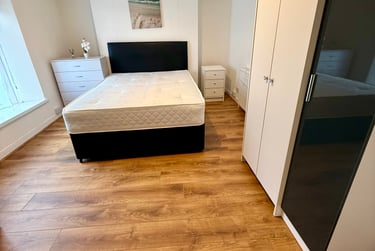 2 bed house, Miers street, St thomas, Swansea, SA18BY - Image 5