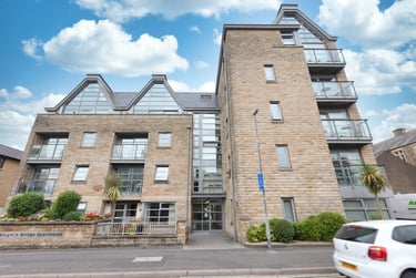 2 bed flat, Aldcliffe Road, City Centre, Lancaster, LA11AQ - Image 2