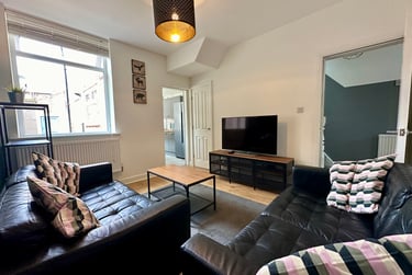 4 bed house, Oxford Street, Teeside University, Middlesbrough, TS14NN - Image 3