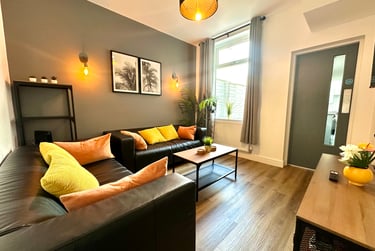 4 bed house, Oxford Street, Linthorpe Village, Middlesbrough, TS14NN - Image 1