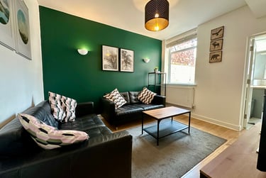 4 bed house, Oxford Street, Teeside University, Middlesbrough, TS14NN - Image 1