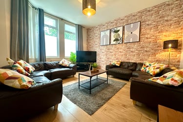 8 bed house, Croydon Road, Teeside University, Middlesbrough, TS13HG - Image 1