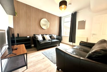 4 bed house, Oxford Street, Teeside University, Middlesbrough, TS14NN - Image 2