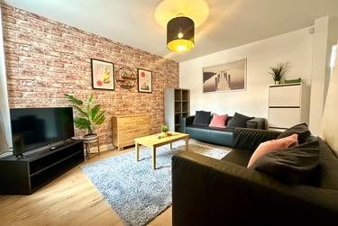 4 bed house, Oxford Street, Teeside University, Middlesbrough, TS14NN - Image 2