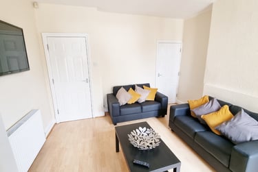 3 bed house, Lower Regent Street, Beeston, Nottingham, NG92DD - Image 1